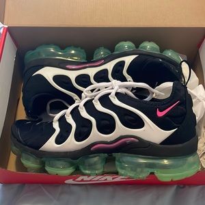 Nike Air Vapormax Plus